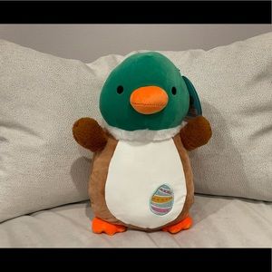 Squishmallows 14” Avery the Duck
